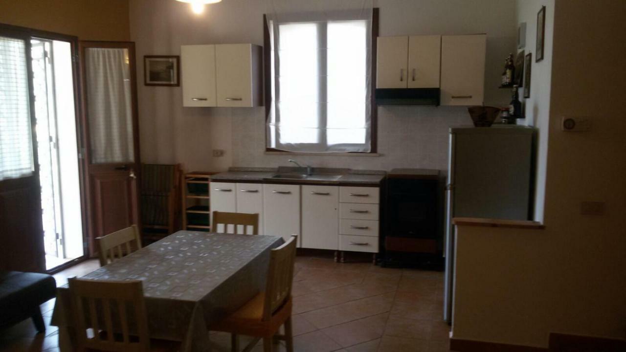 Case Susinna Torretta Capaci Exterior photo